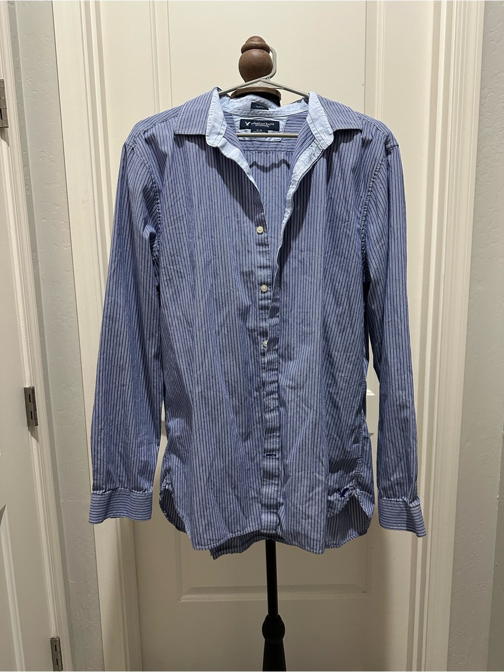 American Eagle Outfitters Men's Blue Pinstripe Button-Up Shirt